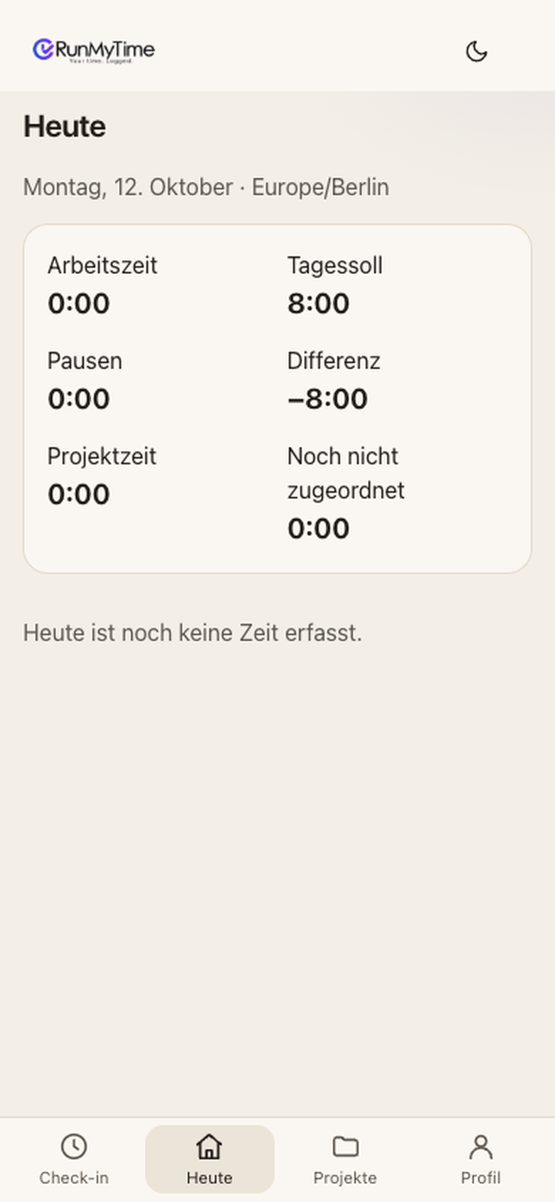 Tagesübersicht mit Arbeitszeit, Pausen und Tagessoll. Beispieldaten.